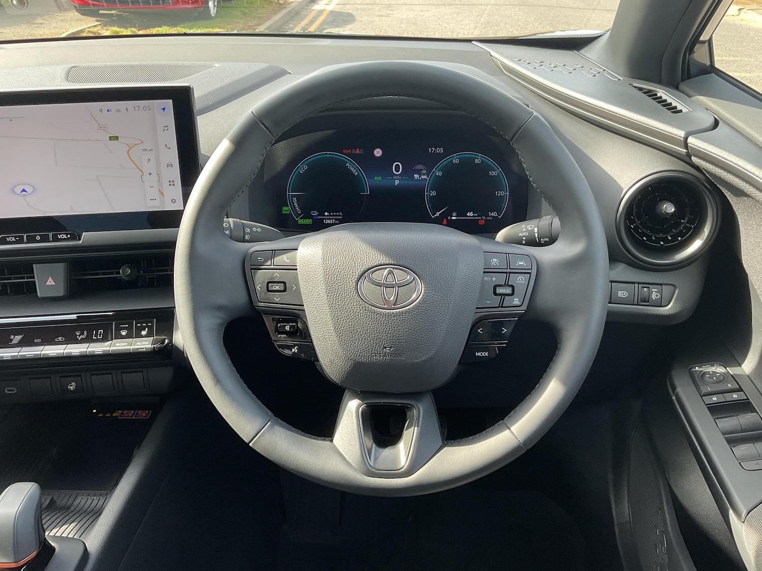 Used Toyota C-HR 2024 for sale - 76389748: Photo 6