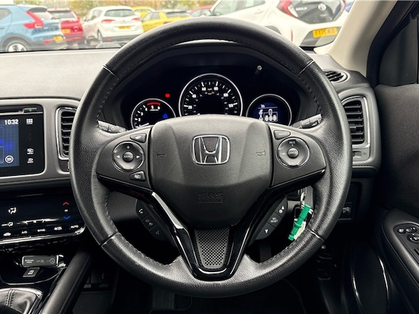 Used Honda HR-V 2017 for sale - 76309300: Photo 10