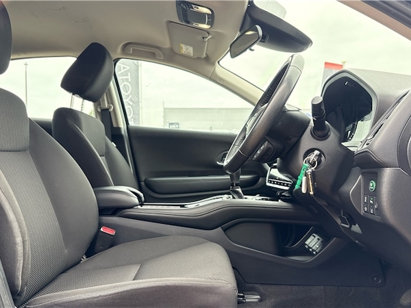Used Honda HR-V 2017 for sale - 76309300: Photo 15