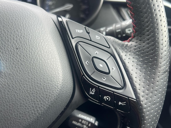 Used Toyota C-HR 2022 for sale - 76168384: Photo 21