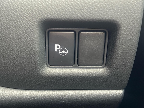 Used Toyota C-HR 2022 for sale - 76168384: Photo 24