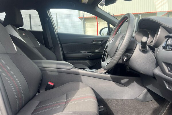 Used Toyota C-HR 2022 for sale - 76168384: Photo 41