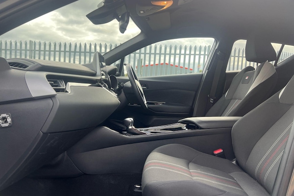 Used Toyota C-HR 2022 for sale - 76168384: Photo 42