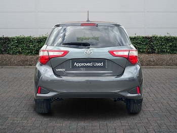 Used Toyota Yaris 2019 for sale - 78912438: Photo