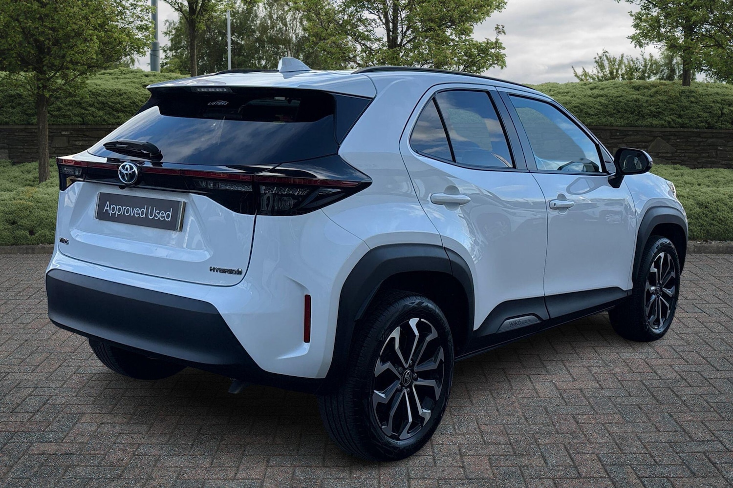 Used Toyota Yaris Cross 2023 for sale - 77132761: Photo 2