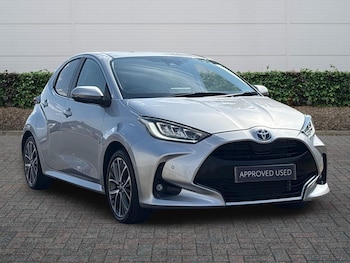 Used Toyota Yaris 2023 for sale - 79375492: Photo