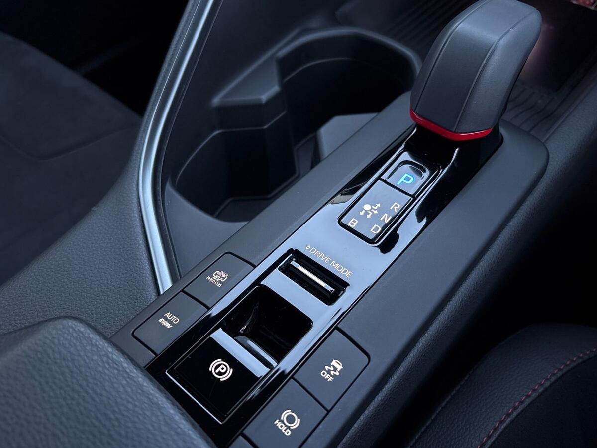 Used Toyota C-HR 2024 for sale - 76539529: Photo 13