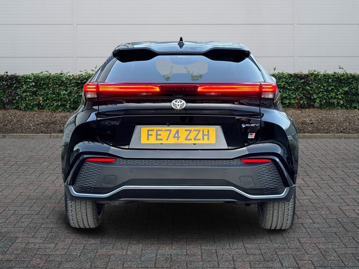 Used Toyota C-HR 2024 for sale - 76539529: Photo 5