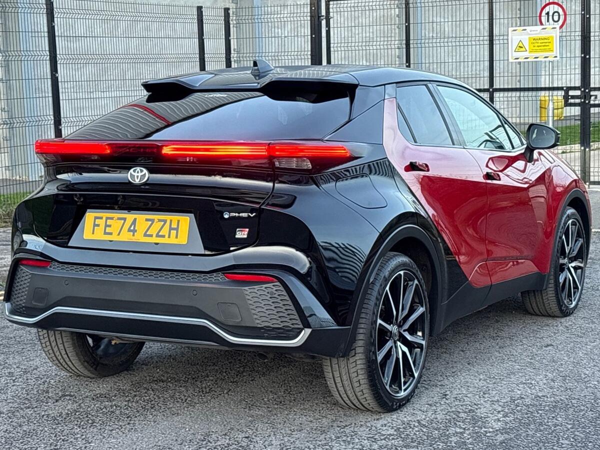 Used Toyota C-HR 2024 for sale - 76539529: Photo 8