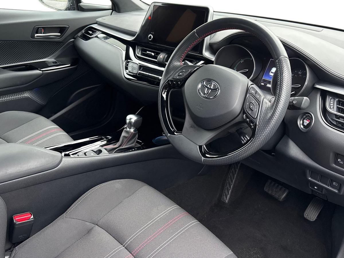 Used Toyota C-HR 2023 for sale - 76837816: Photo 11