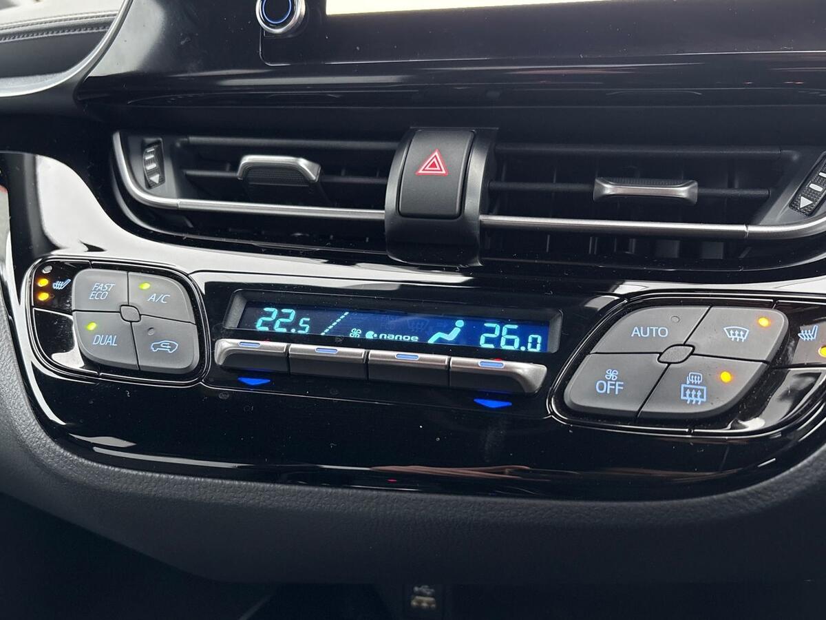 Used Toyota C-HR 2023 for sale - 76837816: Photo 17