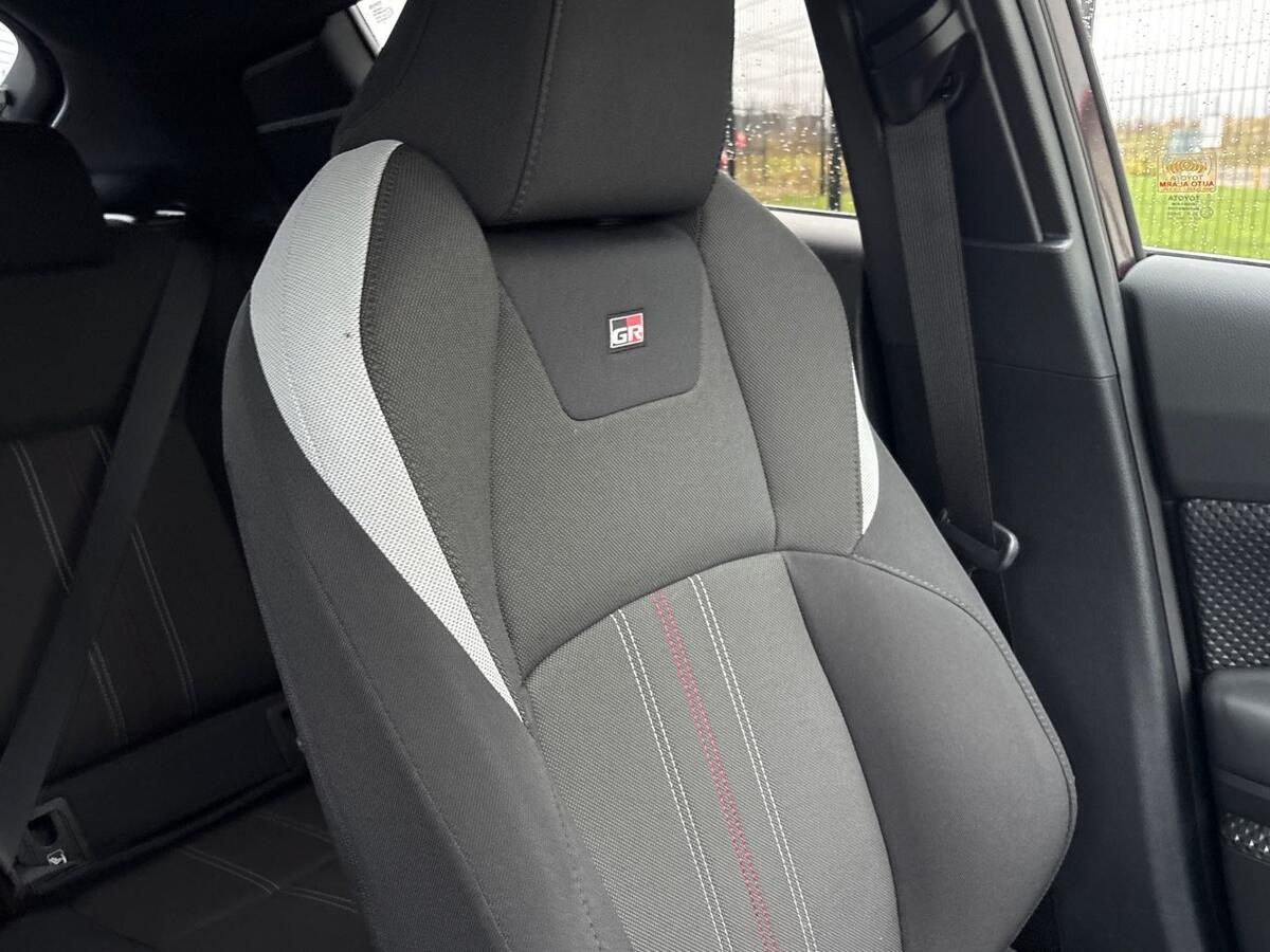 Used Toyota C-HR 2023 for sale - 76837816: Photo 25