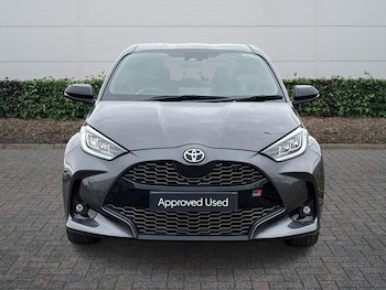 Used Toyota Yaris 2023 for sale - 77755061: Photo