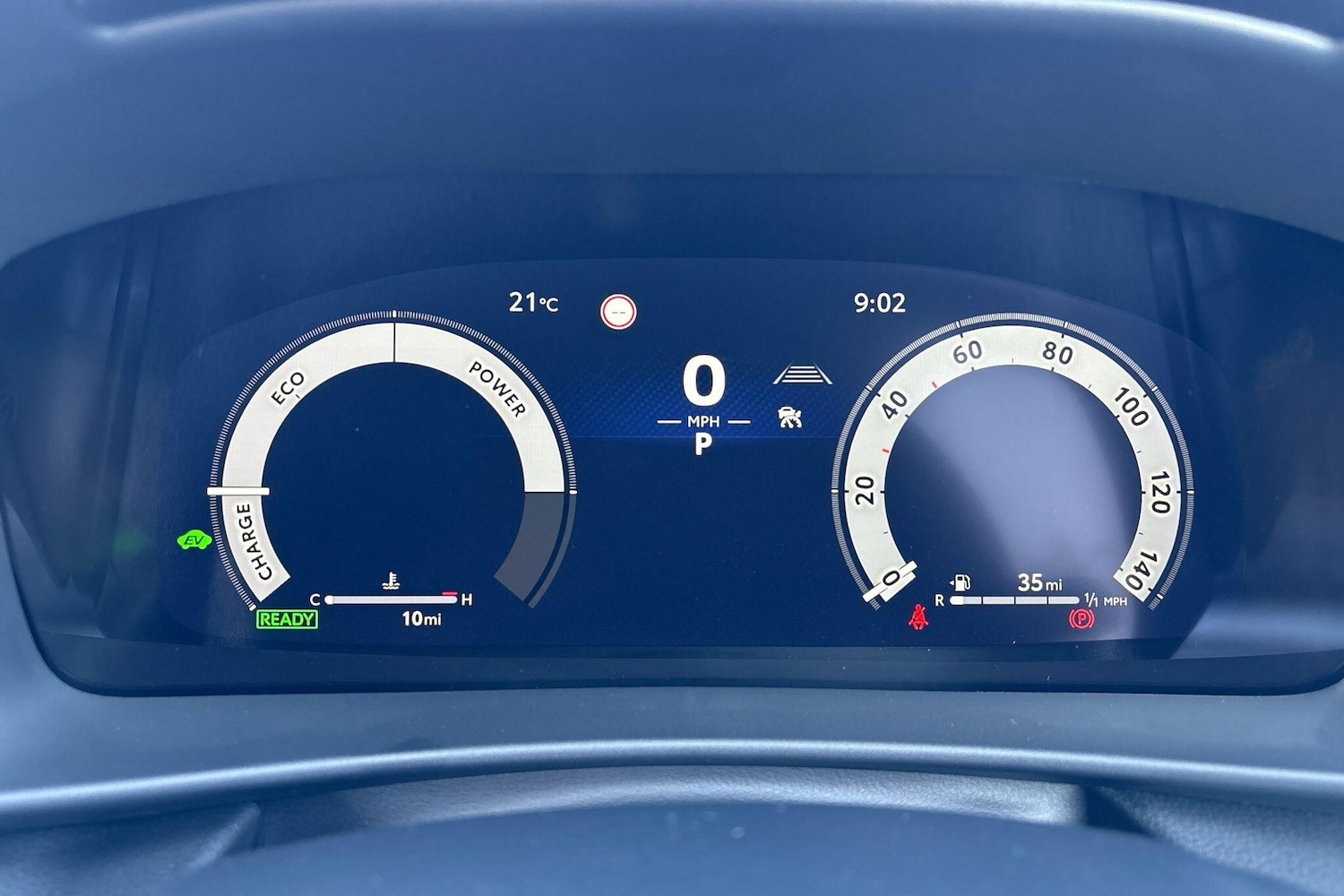 Used Toyota C-HR 2025 for sale - 77030956: Photo 11