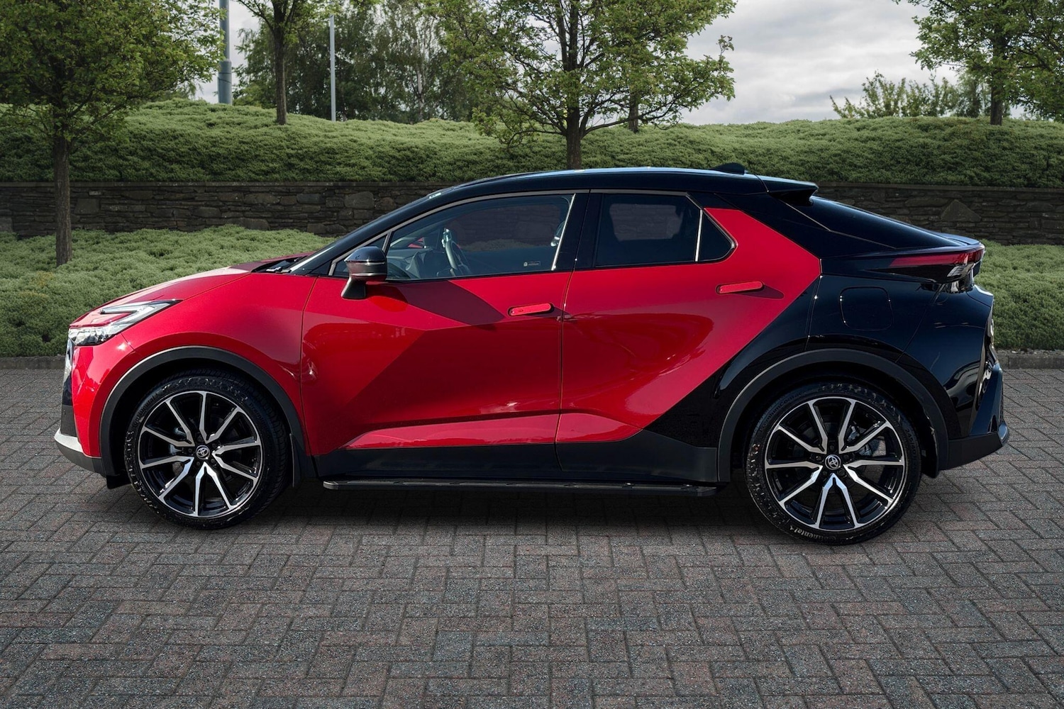 Used Toyota C-HR 2025 for sale - 77030956: Photo 16