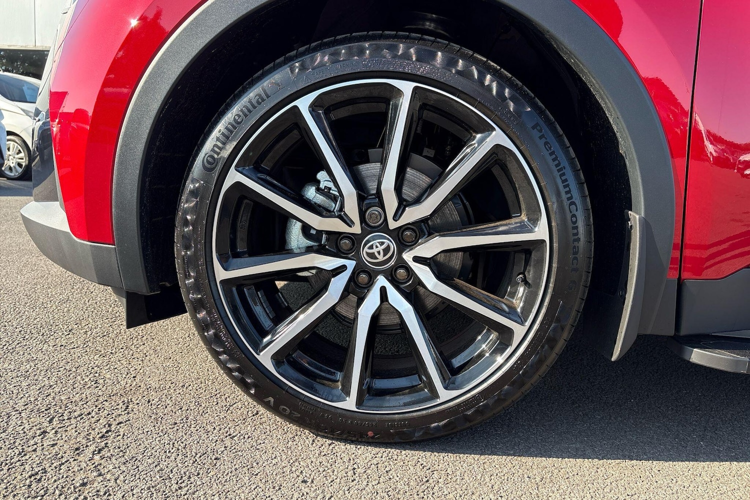 Used Toyota C-HR 2025 for sale - 77030956: Photo 24