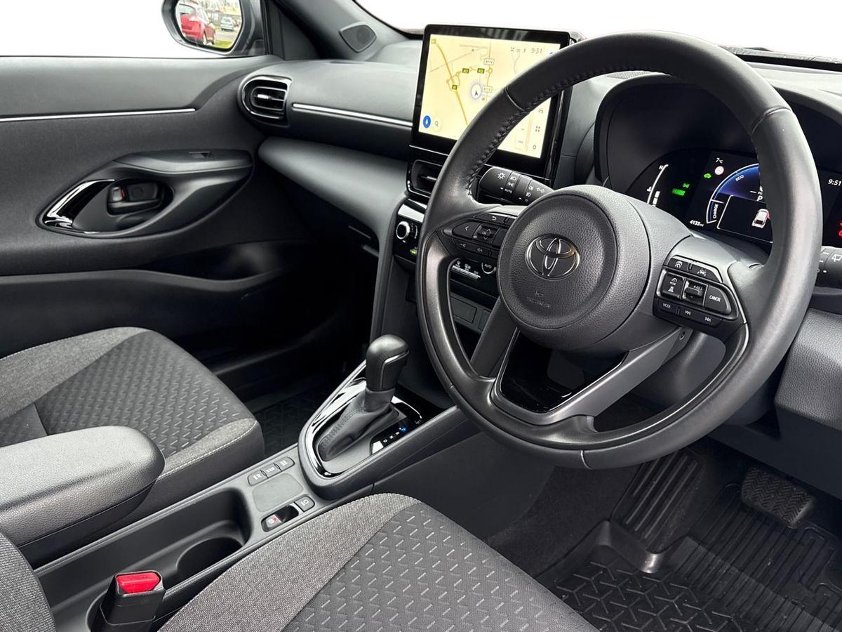 Used Toyota Yaris Cross 2024 for sale - 76837708: Photo 11