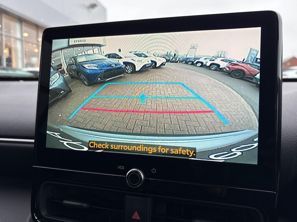 Used Toyota Yaris Cross 2024 for sale - 76837708: Photo 15