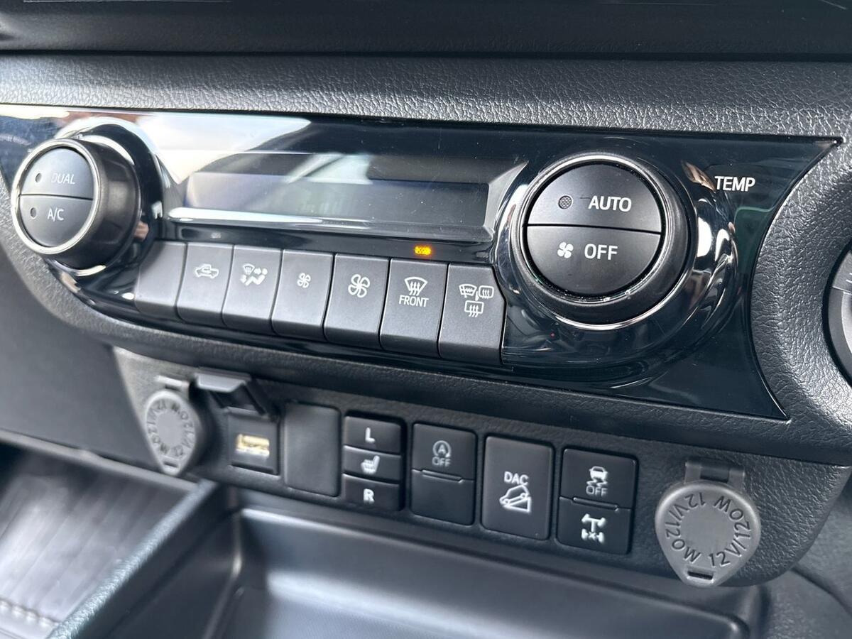 Used Toyota Hilux 2025 for sale - 77218241: Photo 18