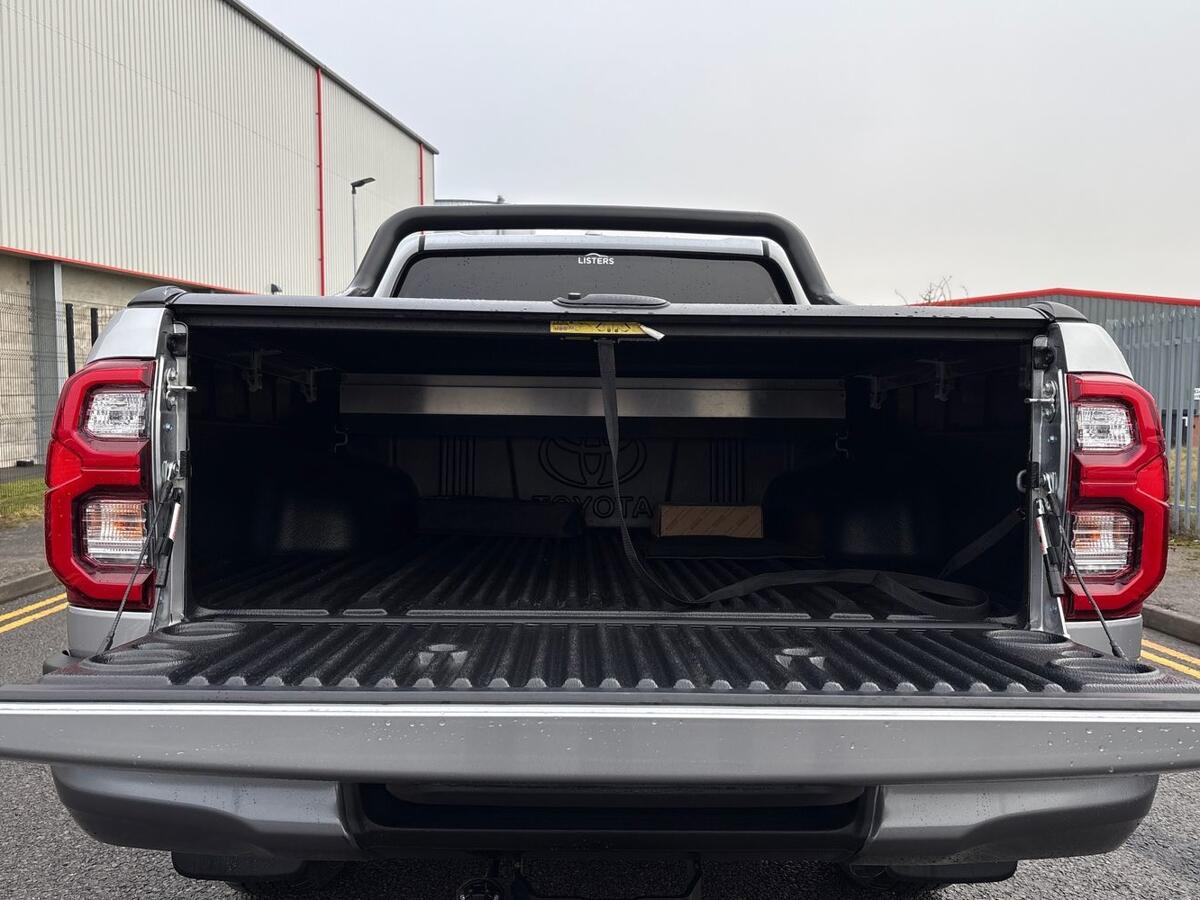 Used Toyota Hilux 2025 for sale - 77218241: Photo 26
