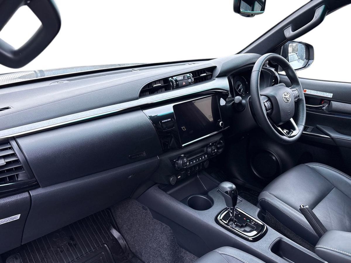 Used Toyota Hilux 2025 for sale - 77218241: Photo 9