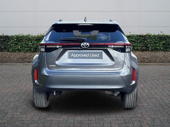 Used Toyota Yaris 2024 for sale - 78088090: Photo