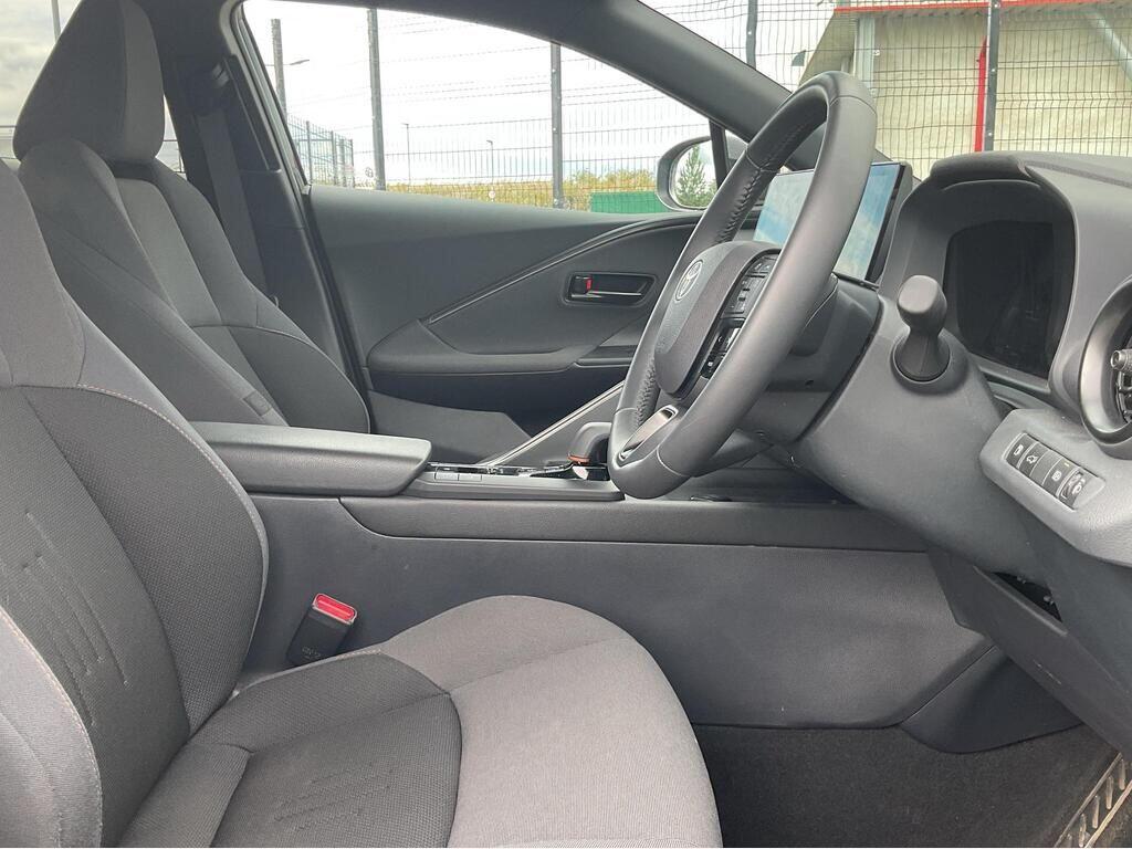 Used Toyota C-HR 2024 for sale - 76261154: Photo 12