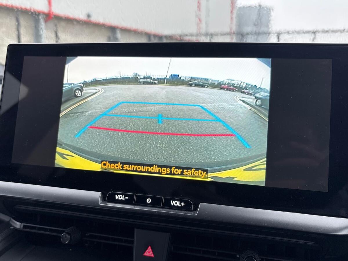 Used Toyota C-HR 2024 for sale - 76261154: Photo 25