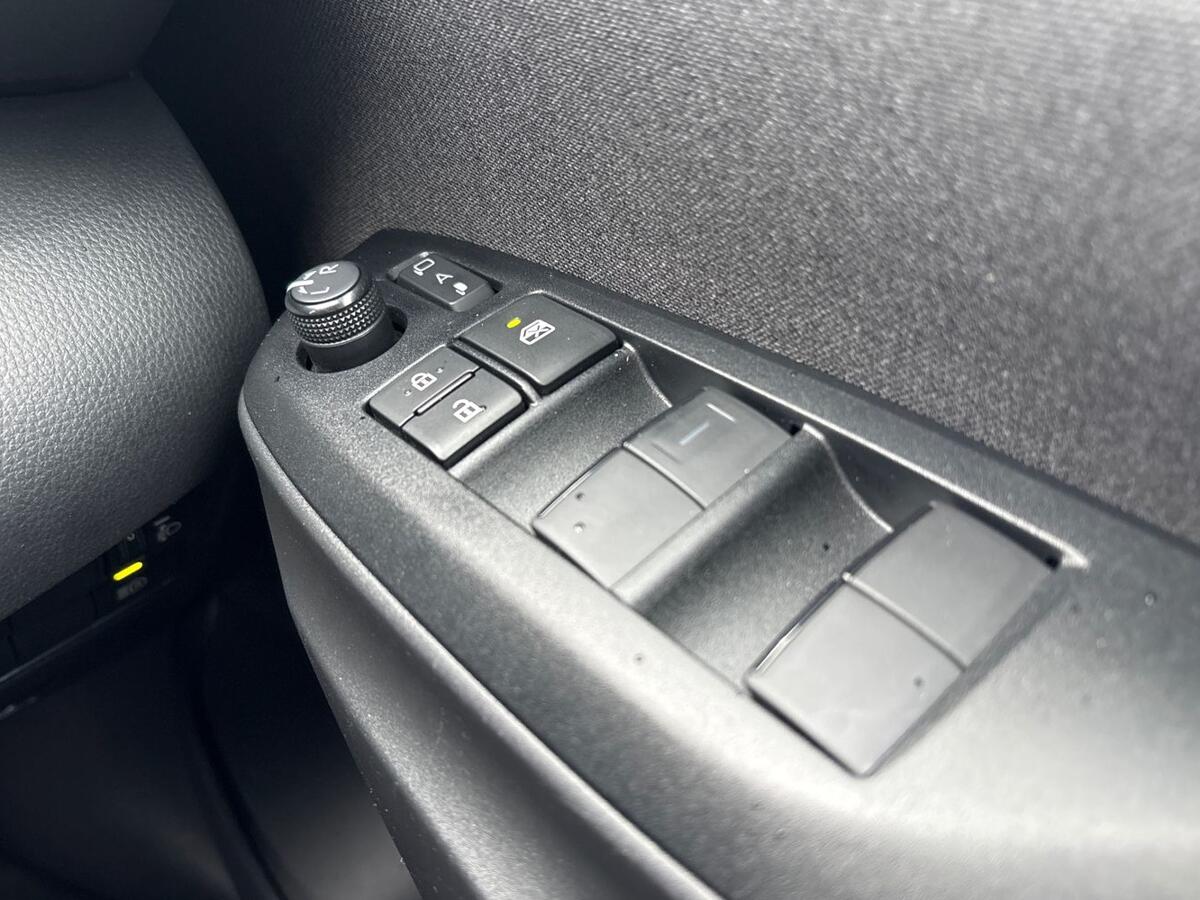 Used Toyota Yaris 2024 for sale - 77855208: Photo 18