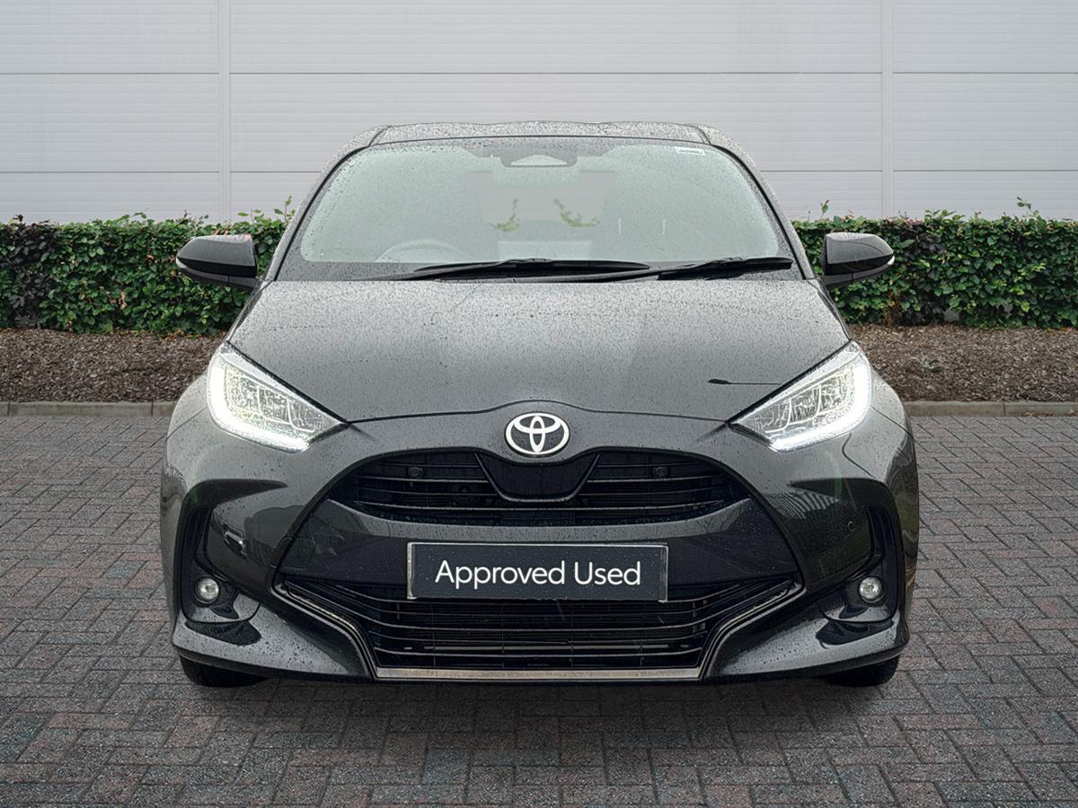 Used Toyota Yaris 2024 for sale - 77855208: Photo 2