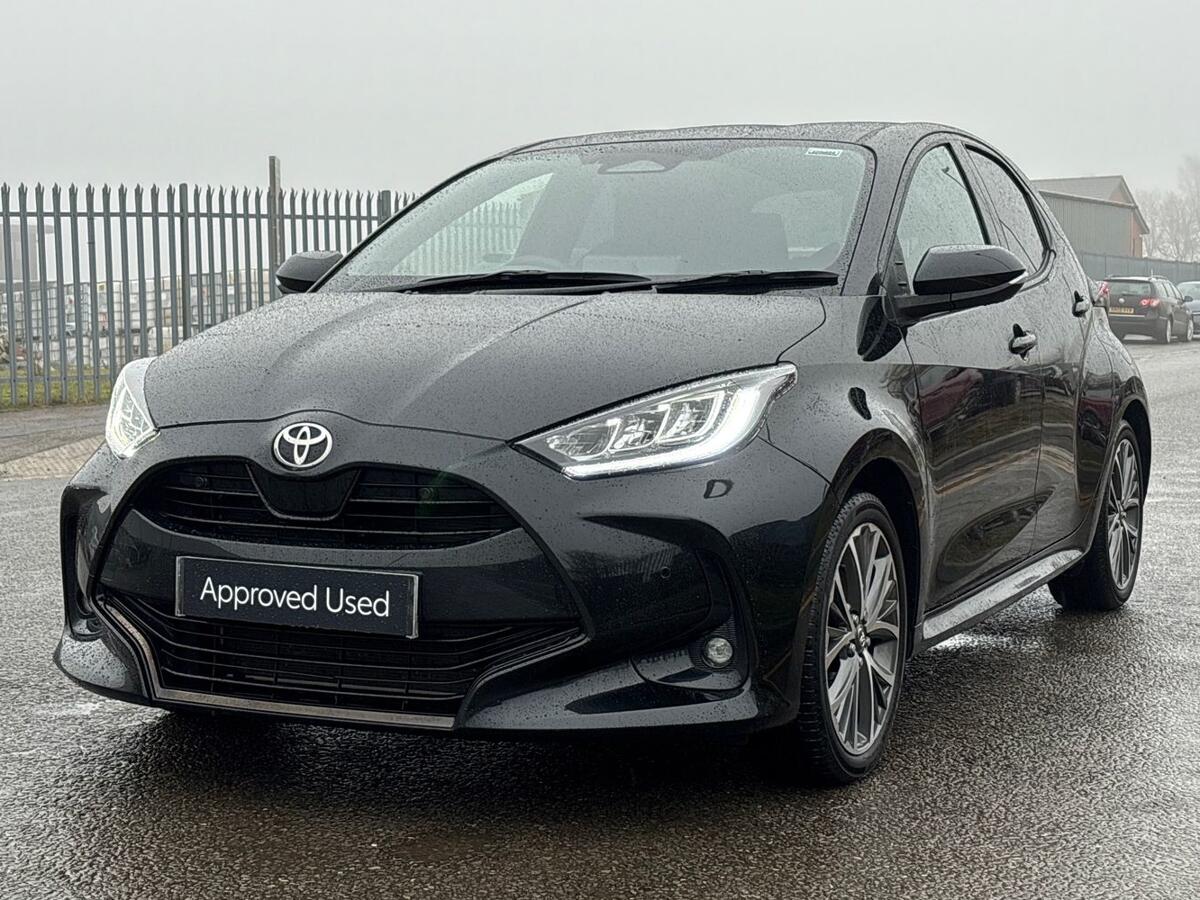 Used Toyota Yaris 2024 for sale - 77855208: Photo 3