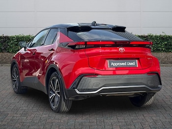 Used Toyota C-HR 2026 for sale - 79035100: Photo