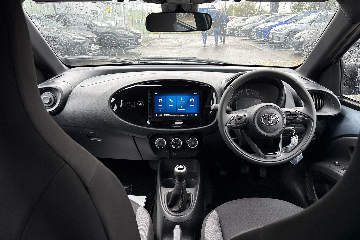 Used Toyota Aygo X 2025 for sale - 76635325: Photo 5