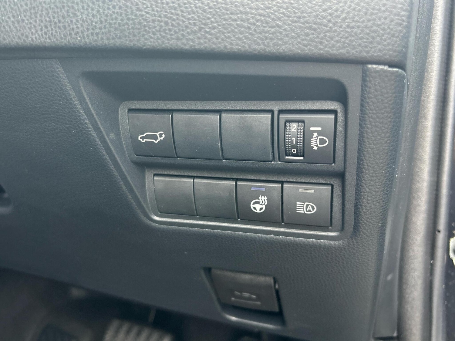 Vehicle 28