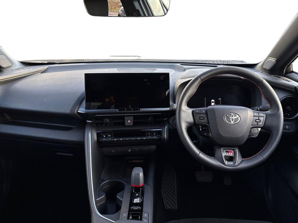 Used Toyota C-HR 2024 for sale - 76800505: Photo 10