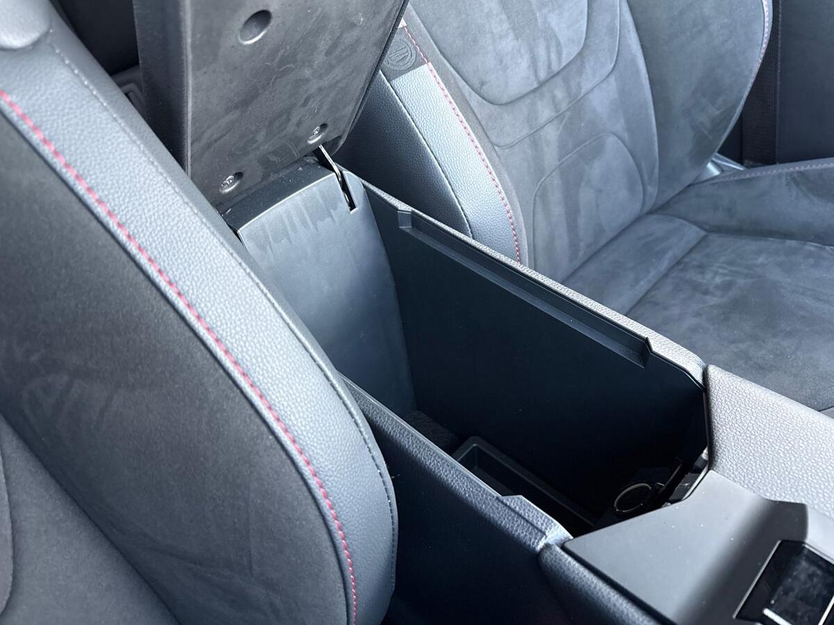 Used Toyota C-HR 2024 for sale - 76800505: Photo 22