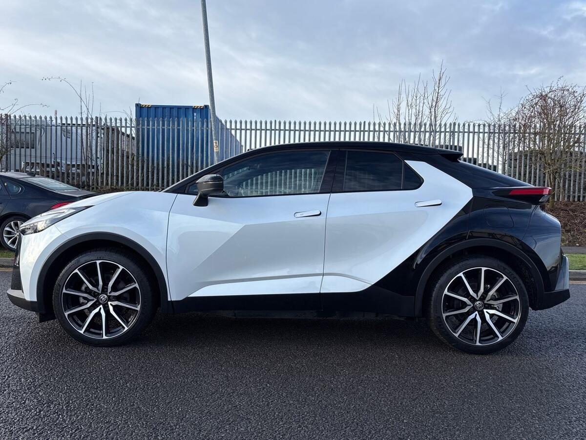 Used Toyota C-HR 2024 for sale - 76800505: Photo 4