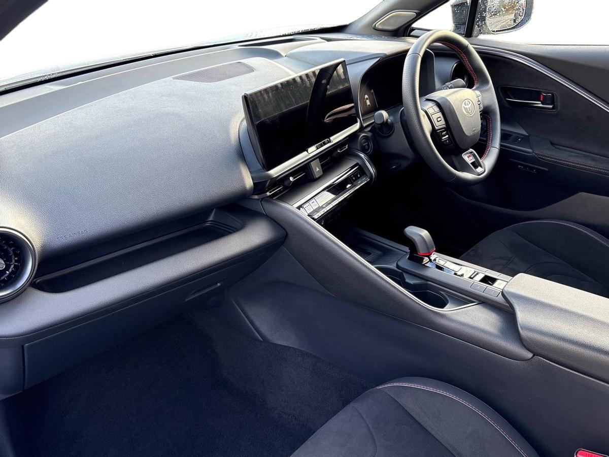 Used Toyota C-HR 2024 for sale - 76800505: Photo 9