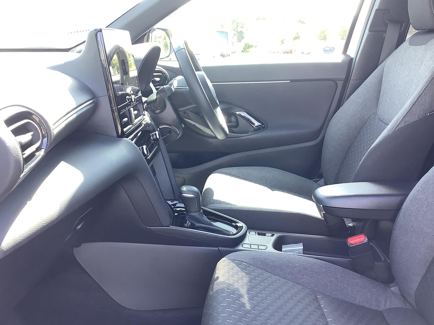 Used Toyota Yaris Cross 2024 for sale - 76434332: Photo 10