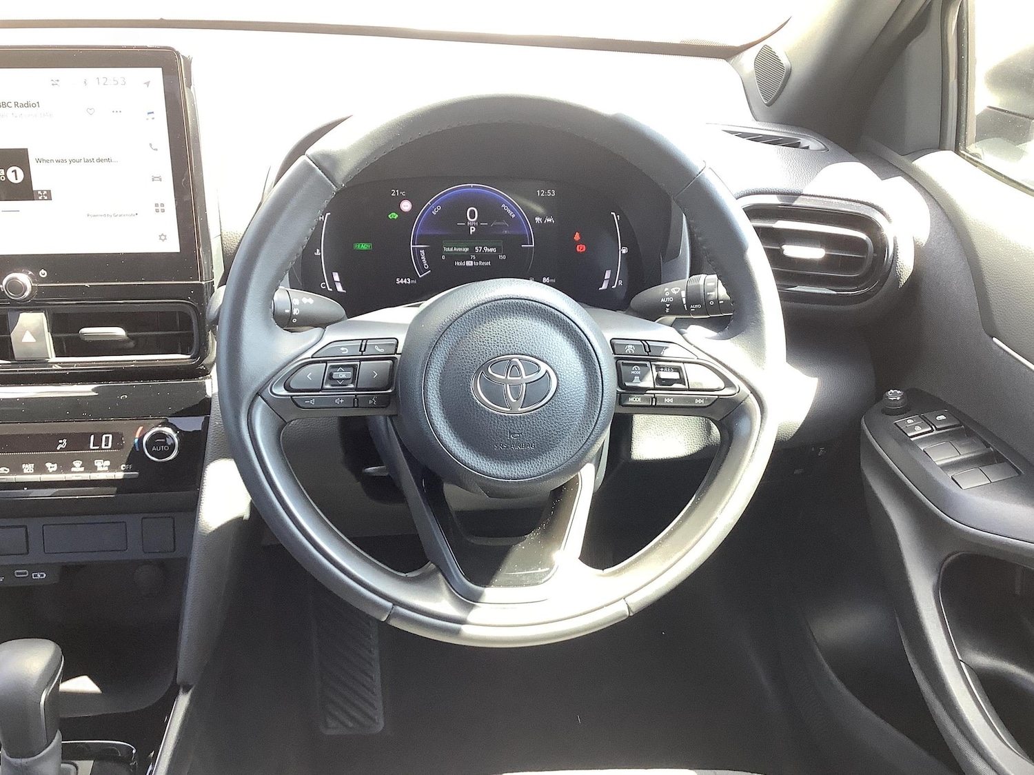 Used Toyota Yaris Cross 2024 for sale - 76434332: Photo 6