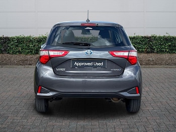 Used Toyota Yaris 2018 for sale - 78232597: Photo