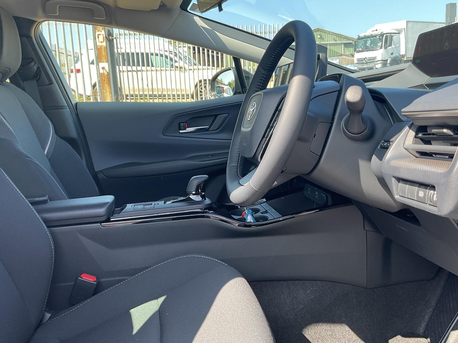 Used Toyota Prius 2025 for sale - 78059328: Photo 12