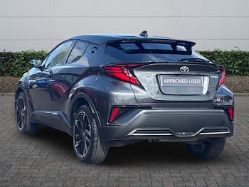 Used Toyota C-HR 2023 for sale - 79688858: Photo