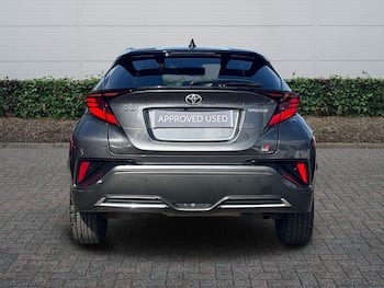 Used Toyota C-HR 2023 for sale - 79688858: Photo