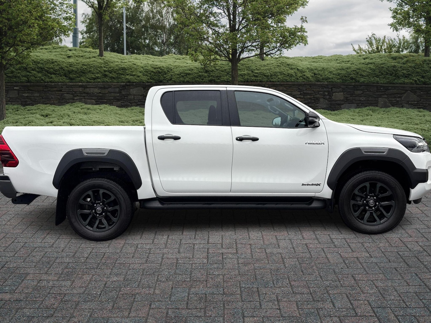 Used Toyota Hilux 2023 for sale - 76514410: Photo 24