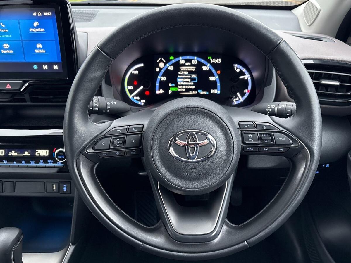 Used Toyota Yaris 2023 for sale - 77030932: Photo 12