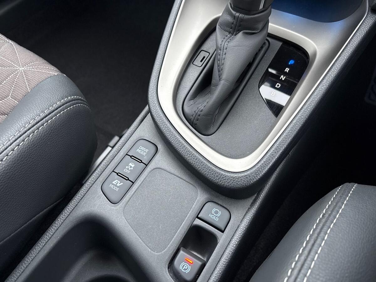 Used Toyota Yaris 2023 for sale - 77030932: Photo 21