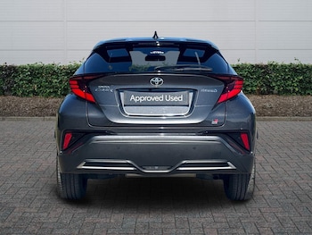 Used Toyota C-HR 2023 for sale - 78405954: Photo