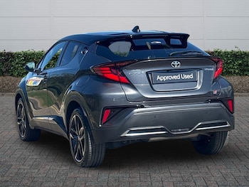 Used Toyota C-HR 2023 for sale - 78405954: Photo