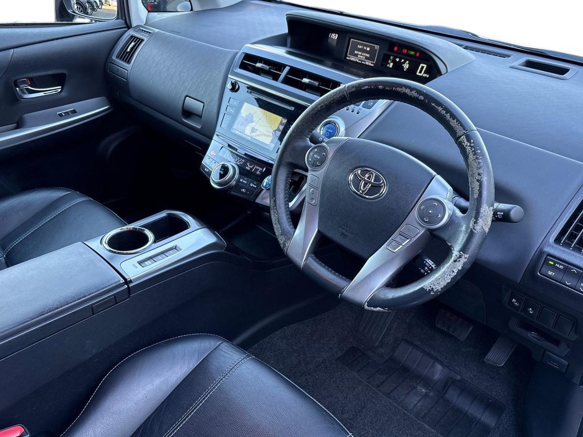 Used Toyota Prius+ 2015 for sale - 76647400: Photo 11